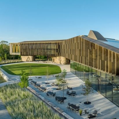 Marlon Blackwell Architects clads Arkansas building in giraffe stone for 