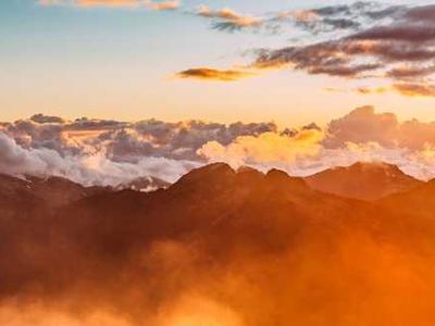 Forming moon may have taken three big impacts early in Earth’s history