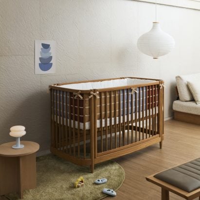 Parry cot by Jitrin Jintaprecha for Mother Goose